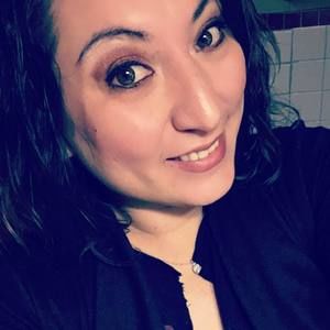 Meet your Posher, Connie